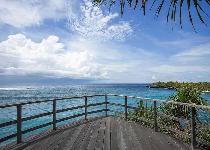 Water Blow Huts Holiday park Nusa Lembongan (Bali)