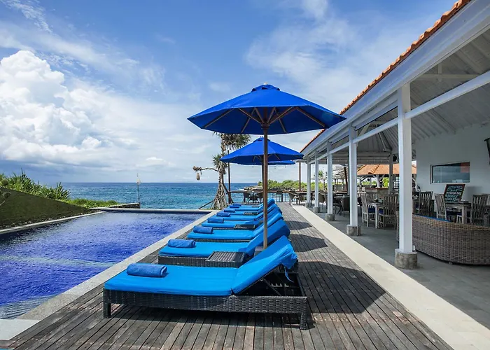 Water Blow Huts Nusa Lembongan